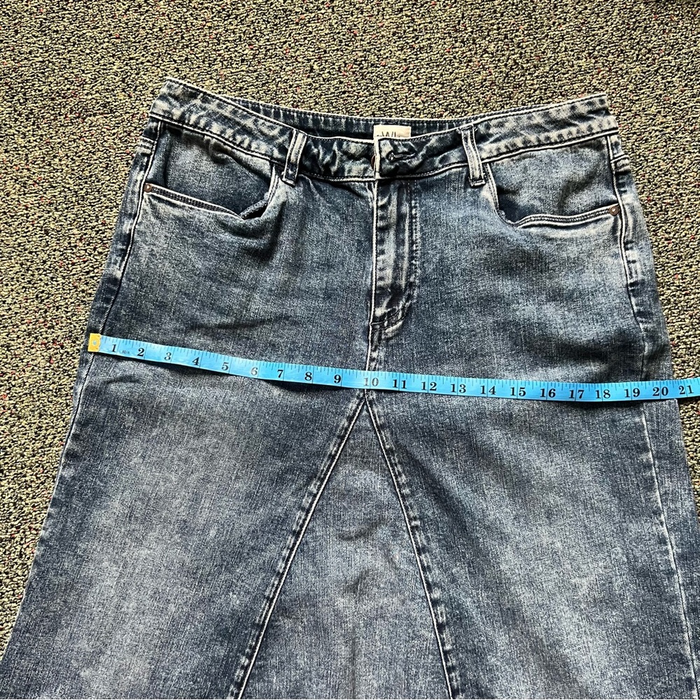 WASH LAB Cotton Medium-Dark Wash Asymmetrical Frayed Hem Denim Modest Skirt Sz L - Picture 10 of 15